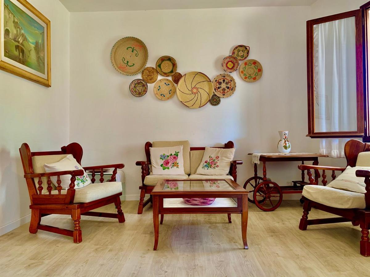 Casa Vacanze 'Sa Corbula' Porto Columbu - Perd'E Sali ภายนอก รูปภาพ